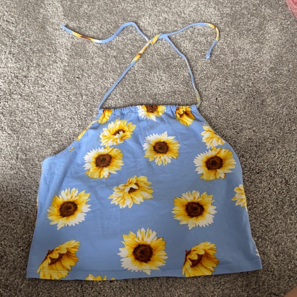 Cute blue white and yellow sun flower top